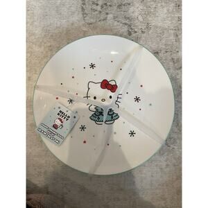 NWT Hello Kitty Set‎ Of 4 Ceramic 10.5” Dinner Plates Christmas